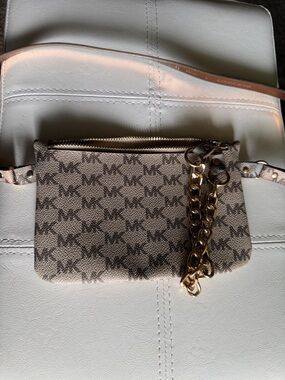 Michael Kors 554131C Pull Chain Belt Bag Khaki Gold Size large